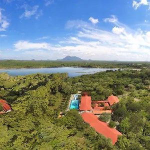 Cinnamon Habarana Resort Sigiriya